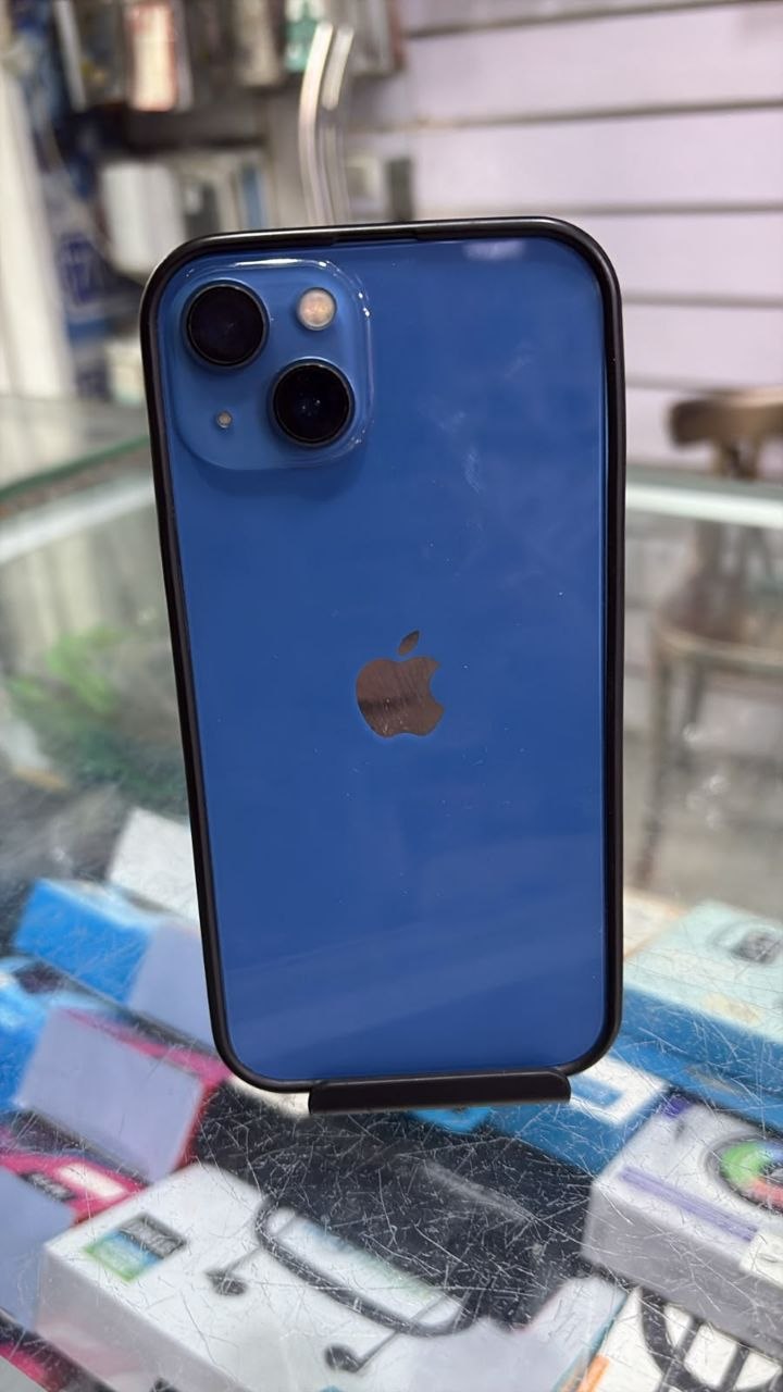 iPhone 13 - صورة 1
